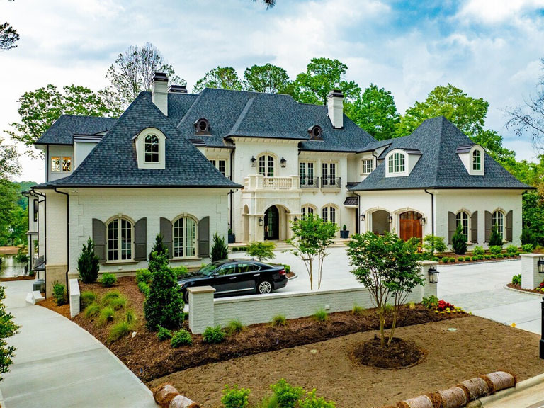MacGregor Downs Cary NC—golf course and lakefront estates with mature trees, ideal for professional air duct cleaning and mold remediation